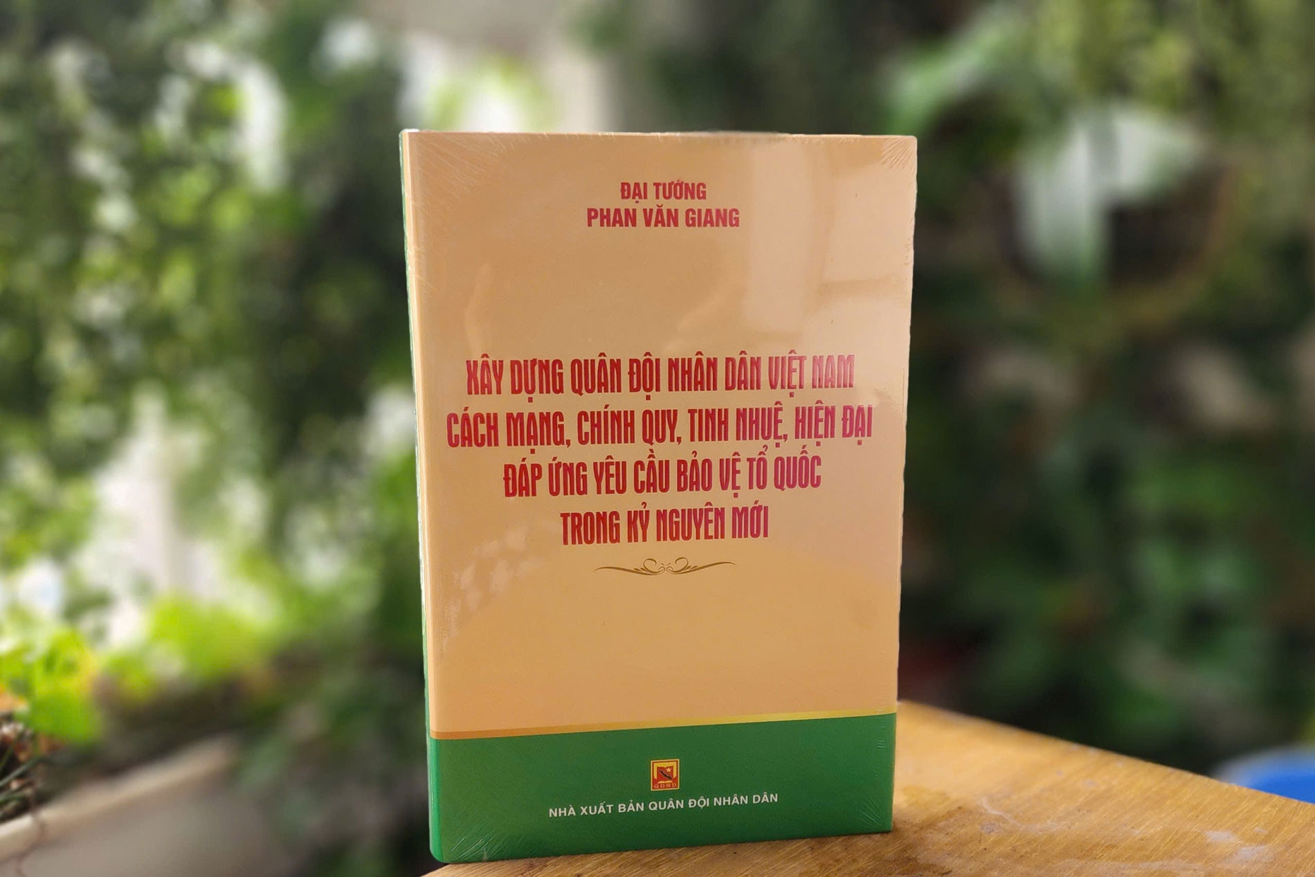 Ra mắt sách của Đại tướng Phan Văn Giang