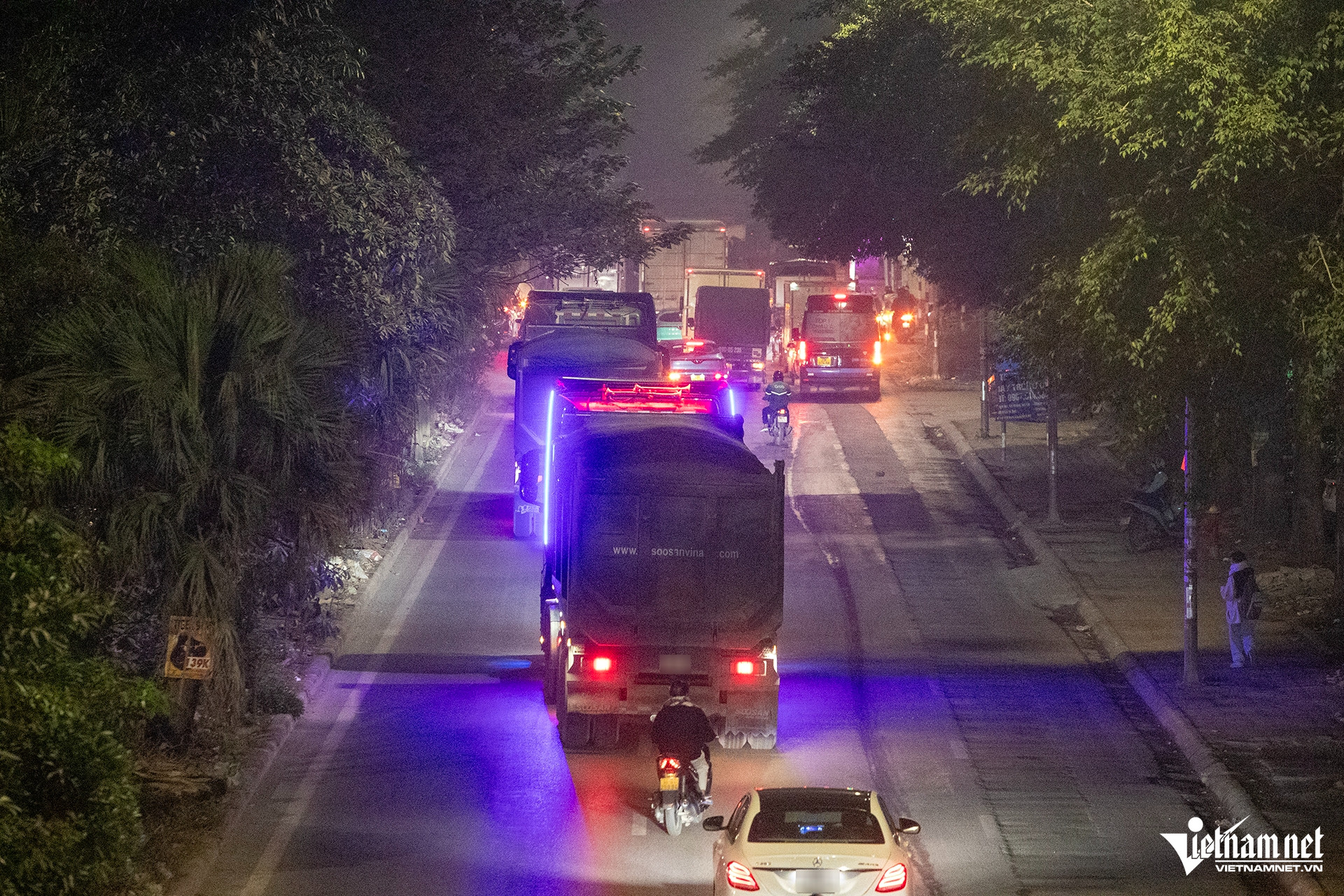 W-den sieu sang 05.jpg