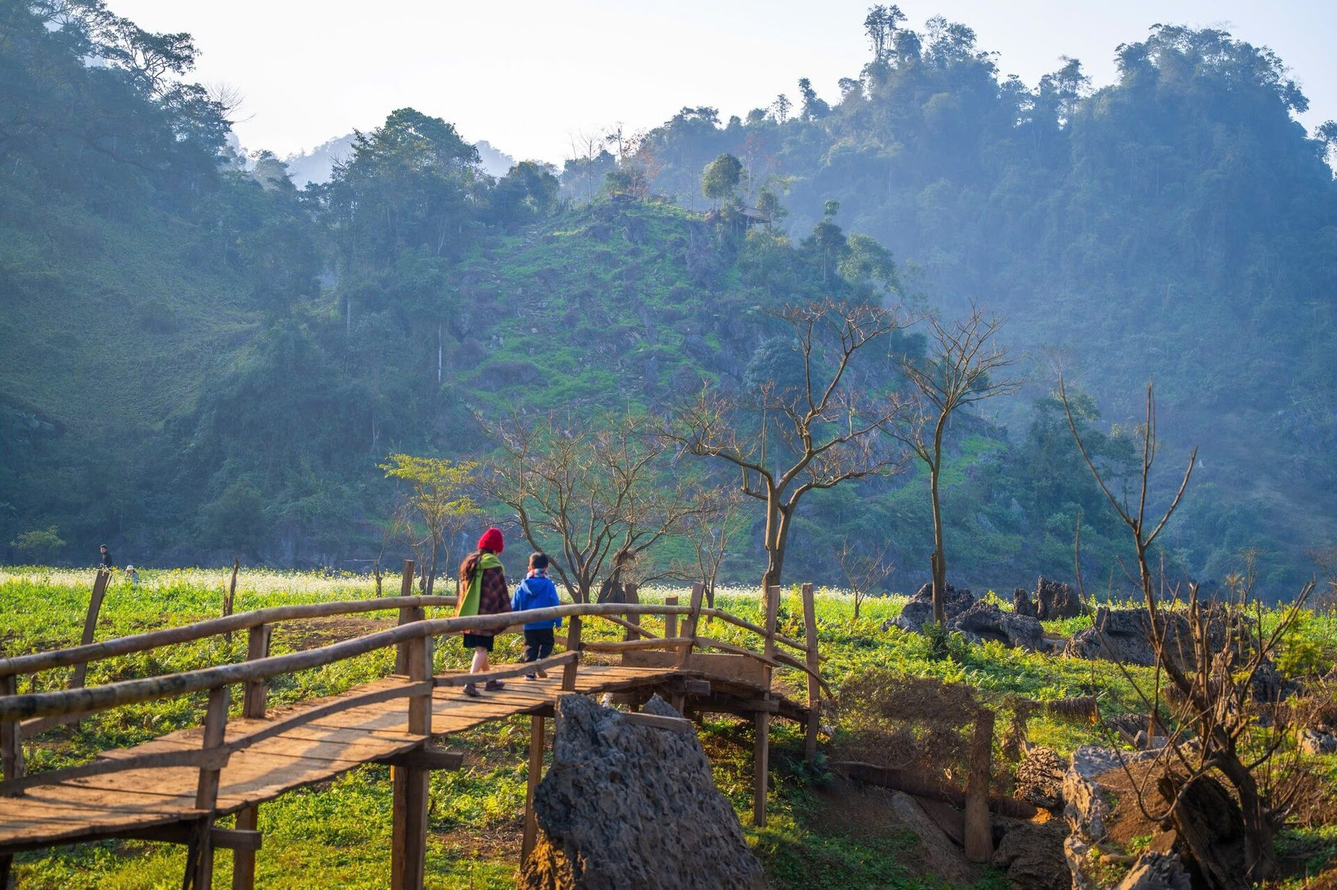 bản nguyên thủy tà phình mộc châu sơn la.jpg