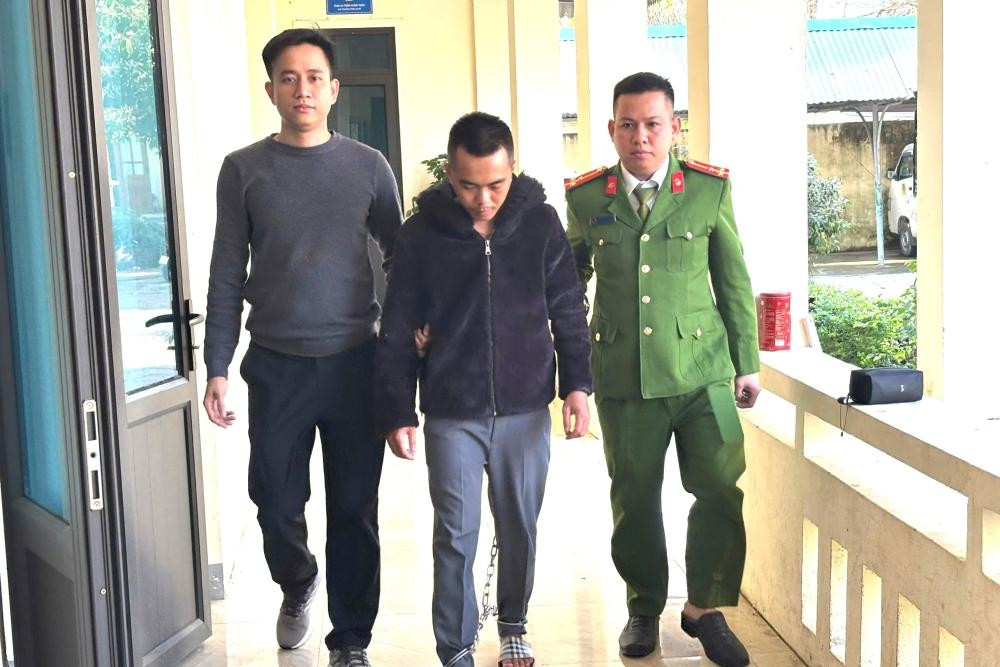 Bắt đối tượng lừa bán máy công nghiệp trên mạng, chiếm đoạt tiền tỷ