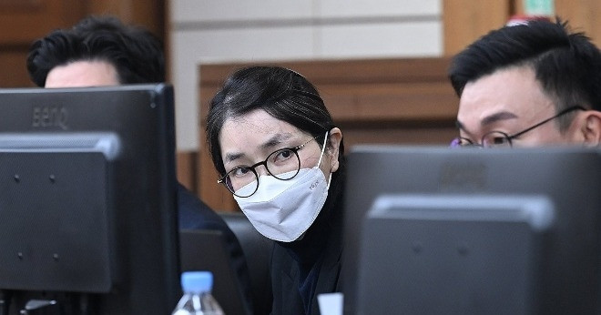 Cựu Đệ nhất phu nhân Hàn Quốc bị tuyên phạt 20 tháng tù giam