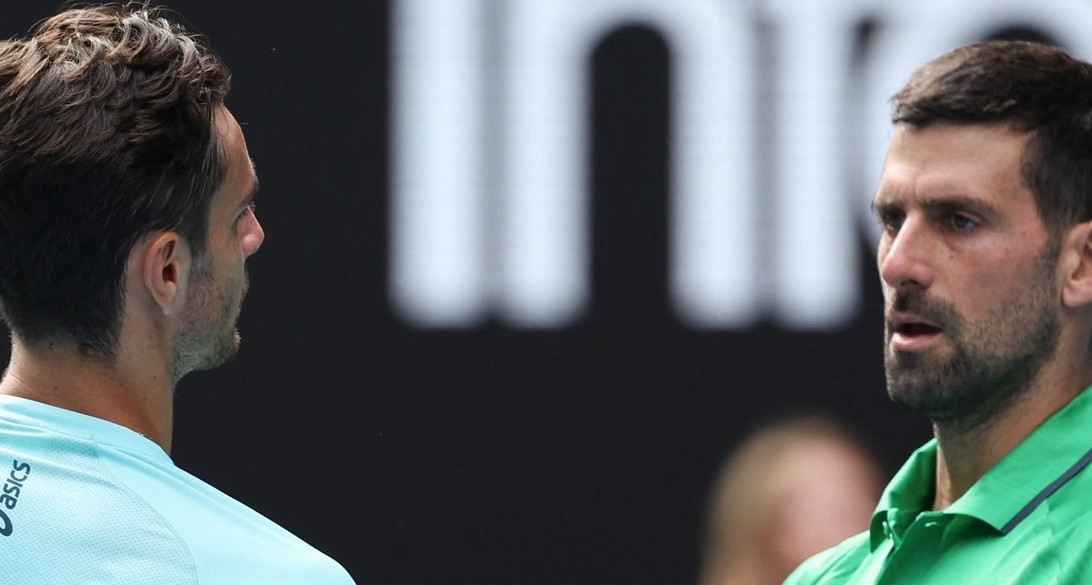 Djokovic vào bán kết Australian Open sau màn đấu dang dở với Musetti