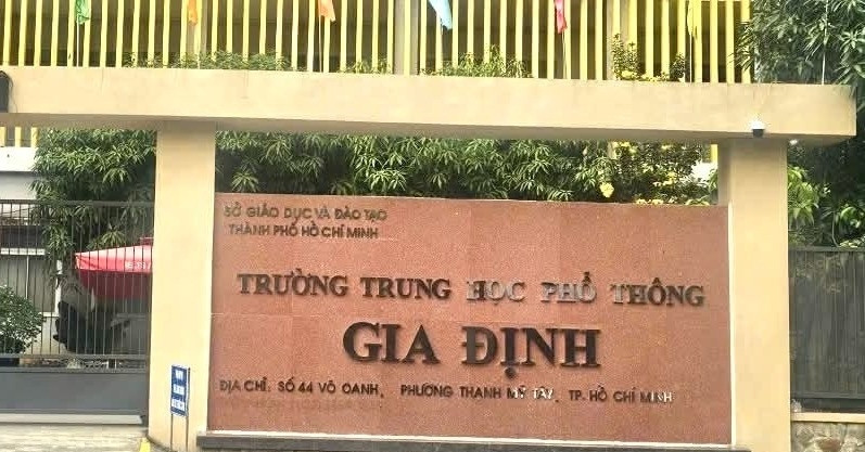 Một lớp 12 ở TPHCM thu tới 6 triệu đồng quỹ phụ huynh, hiệu trưởng yêu cầu trả lại