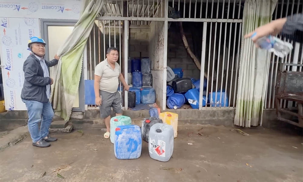 oc ngam hoa chat tphcm 6.png