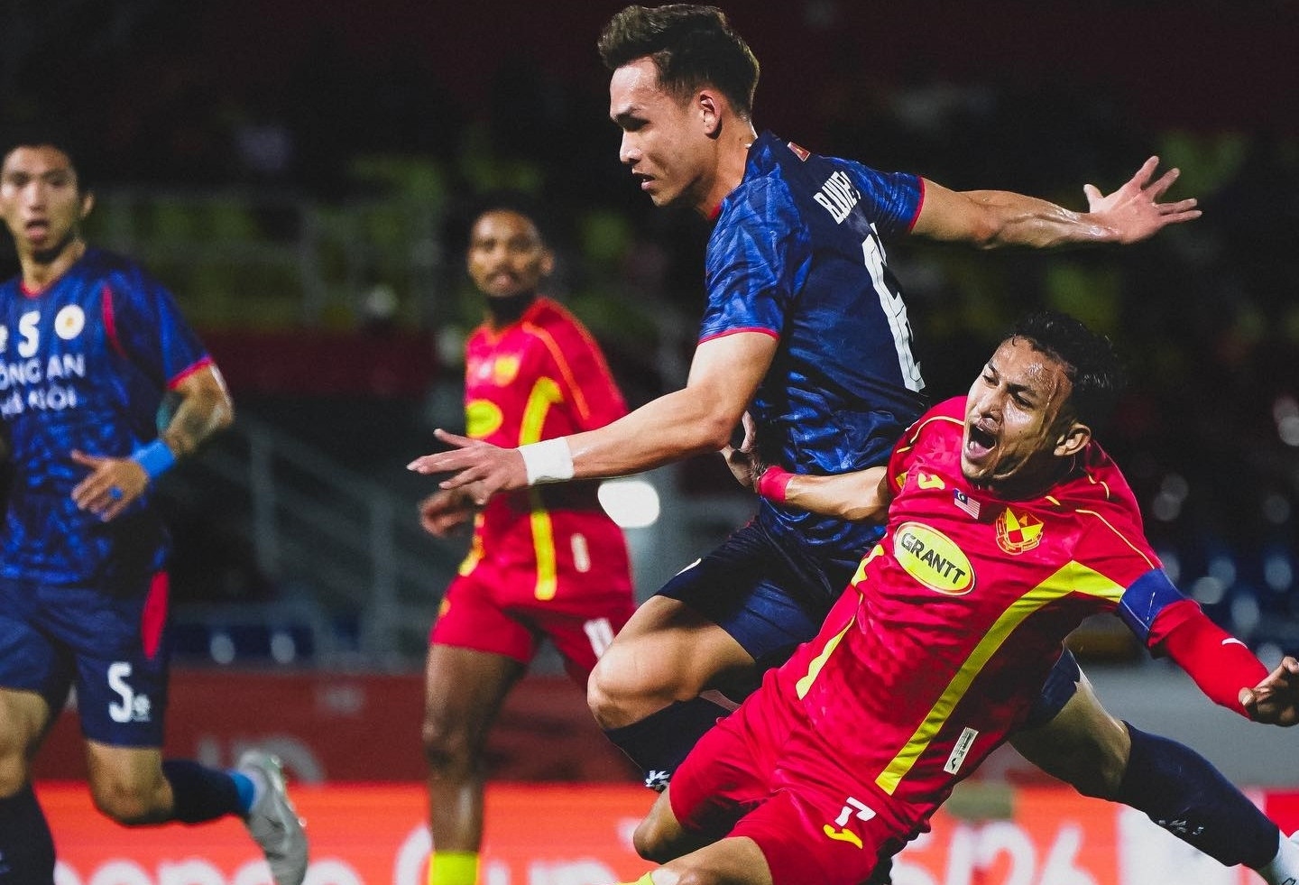 Thua đội bóng Malaysia, CAHN bị loại từ vòng bảng Cúp C1 ĐNÁ