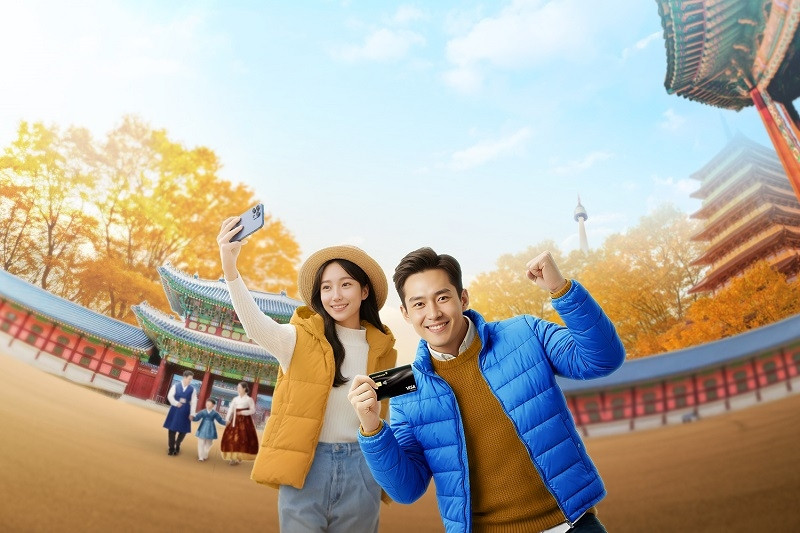 Tín đồ du lịch Hàn Quốc chuộng ‘mua trả góp’ ngay tại xứ sở Kim Chi