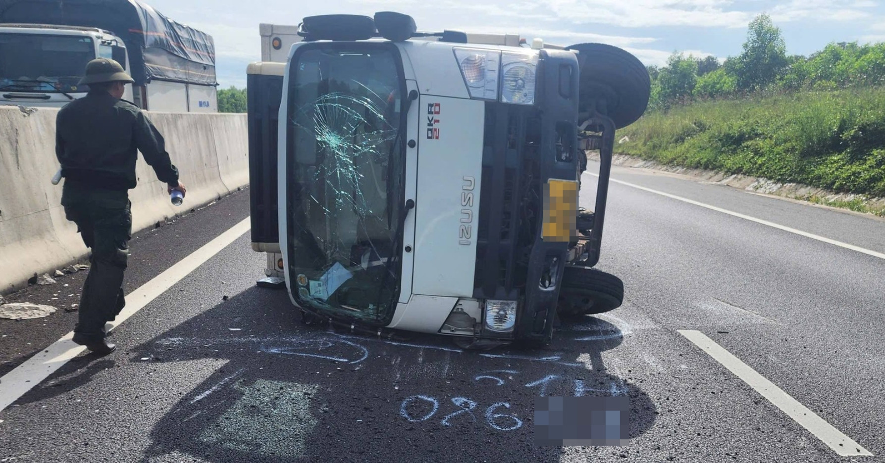 CSGT cảnh báo loại sự cố có thể gây họa lớn khi chạy xe trên cao tốc