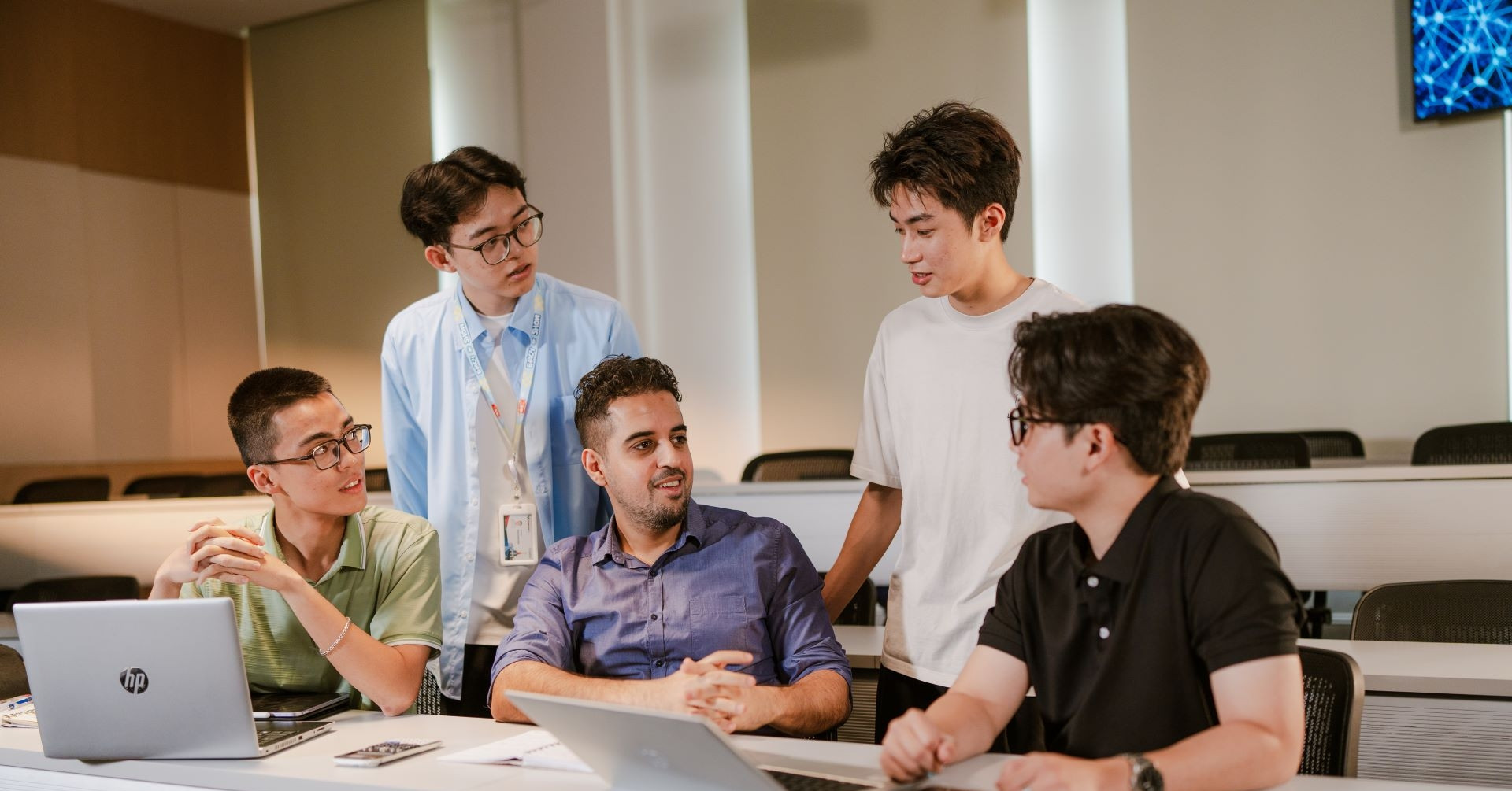 Đào tạo 2 vạn nhân tài AI là đầu tư cho năng lực cạnh tranh dài hạn của Việt Nam