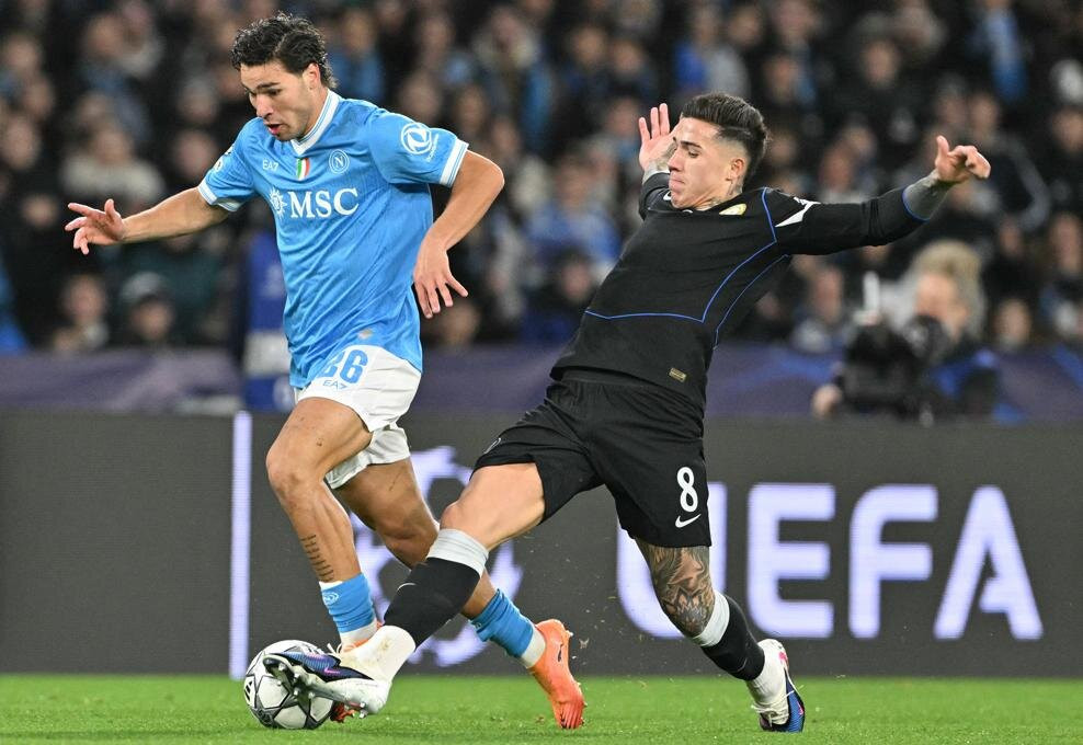 editorial_uefa_com fbl eur c1 napoli chelsea (2).jpg