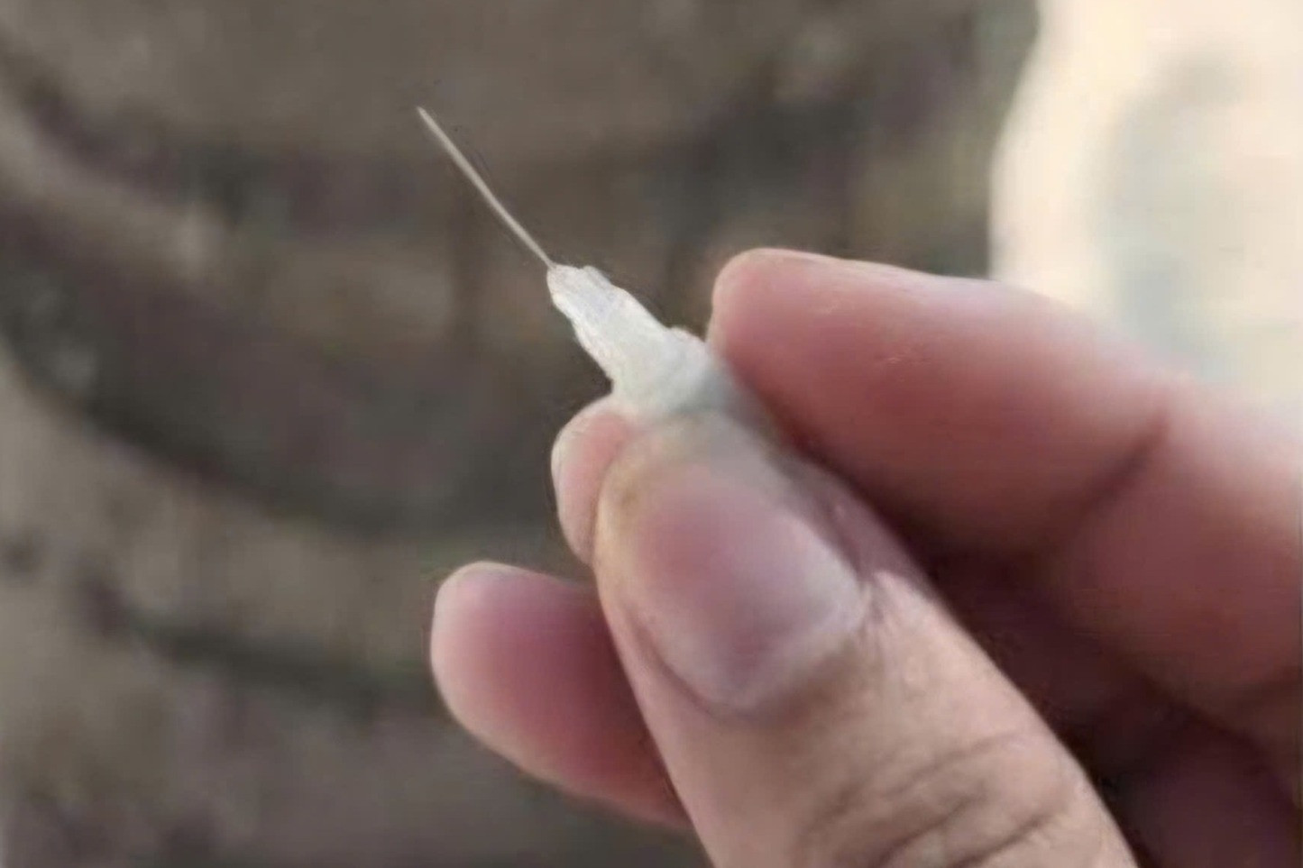 Kim tiêm xuất hiện trên bãi biển du lịch Đà Nẵng, cơ quan chức năng lên tiếng