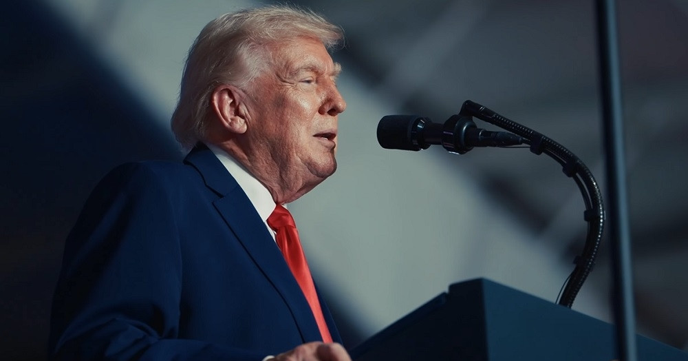 Ông Trump dọa tấn công Iran vì vấn đề hạt nhân, Tehran đáp trả dữ dội