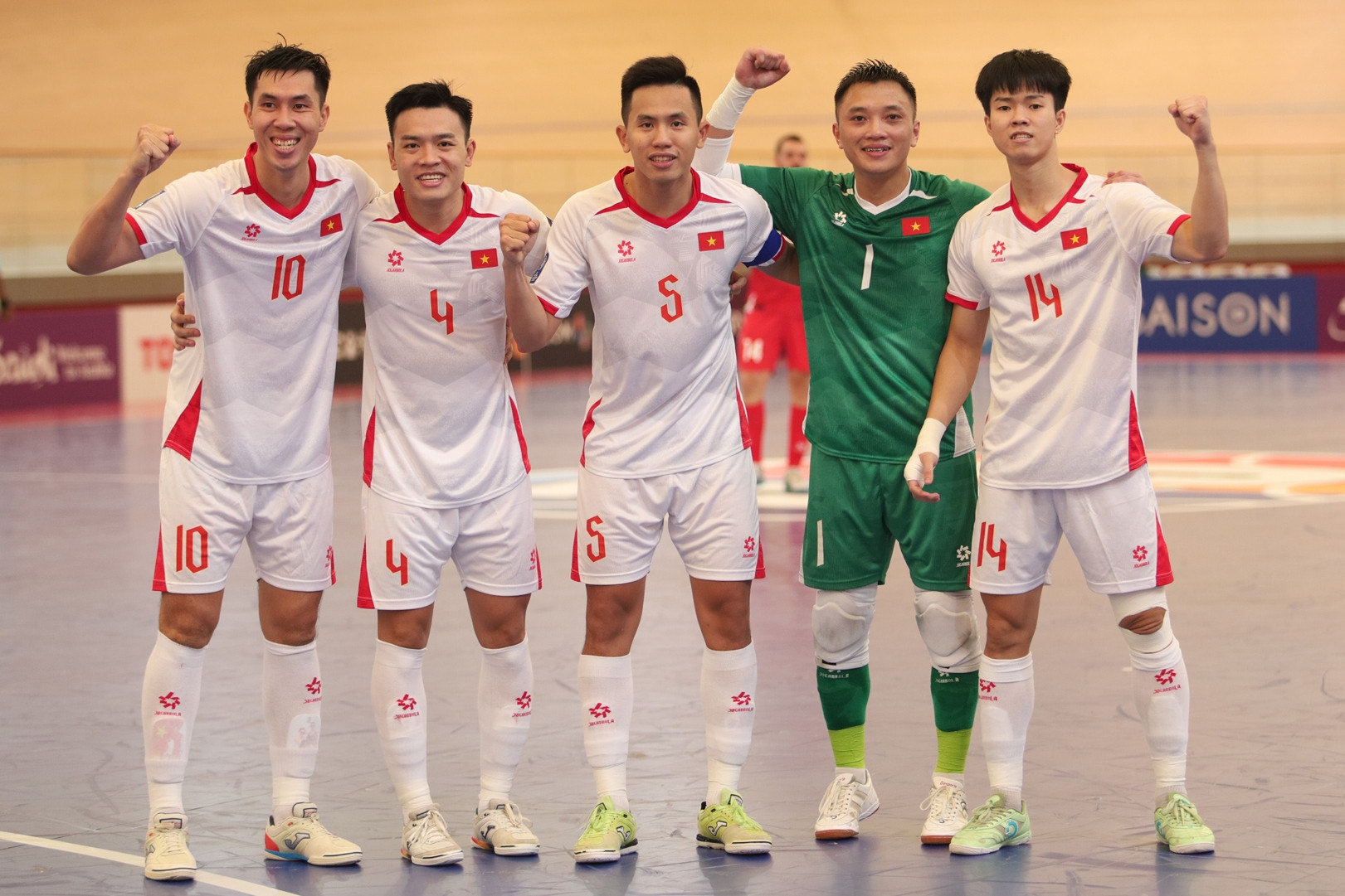 Tuyển futsal Việt Nam hạ Lebanon, đoạt vé vào tứ kết châu Á