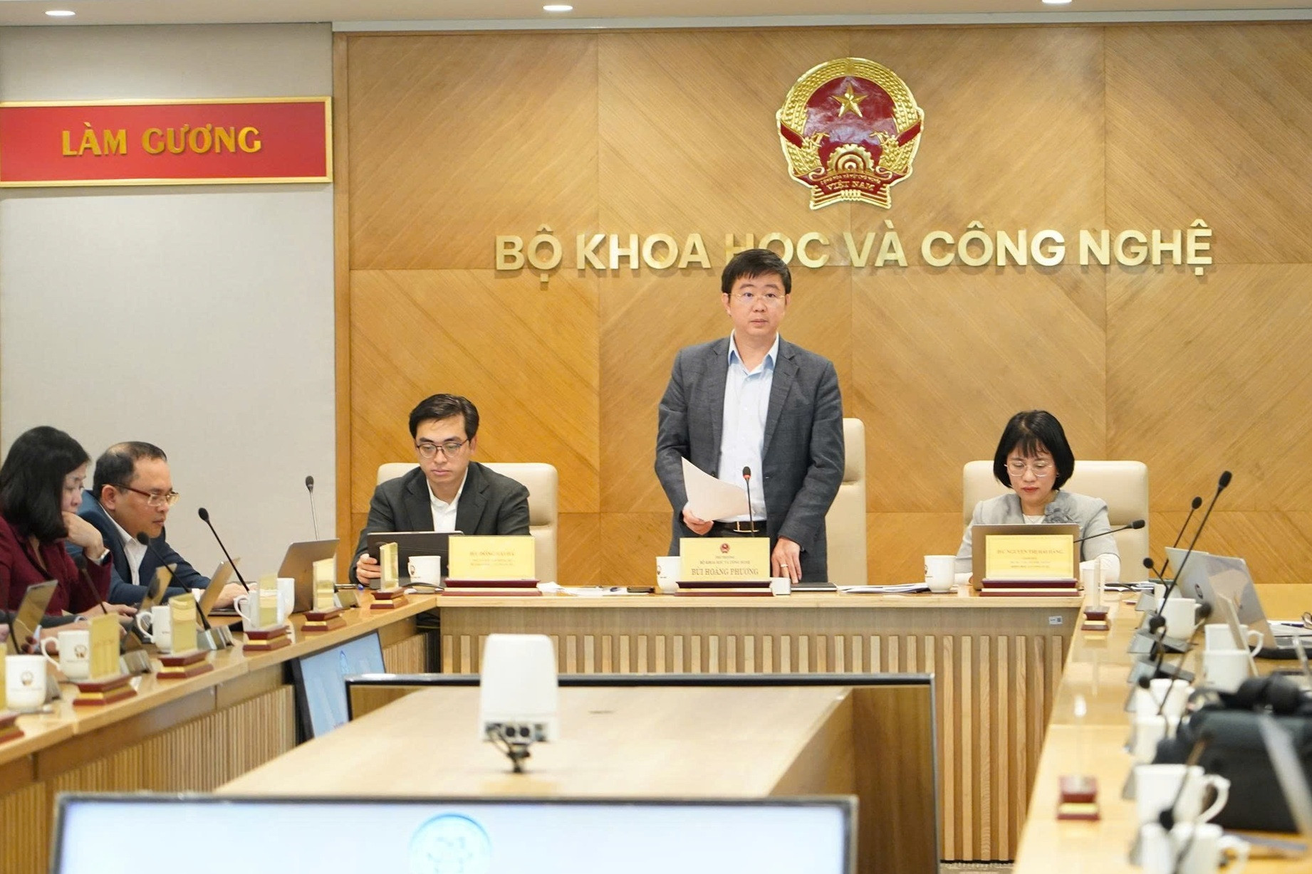 Từng bước đặt nền móng làm chủ công nghệ bán dẫn