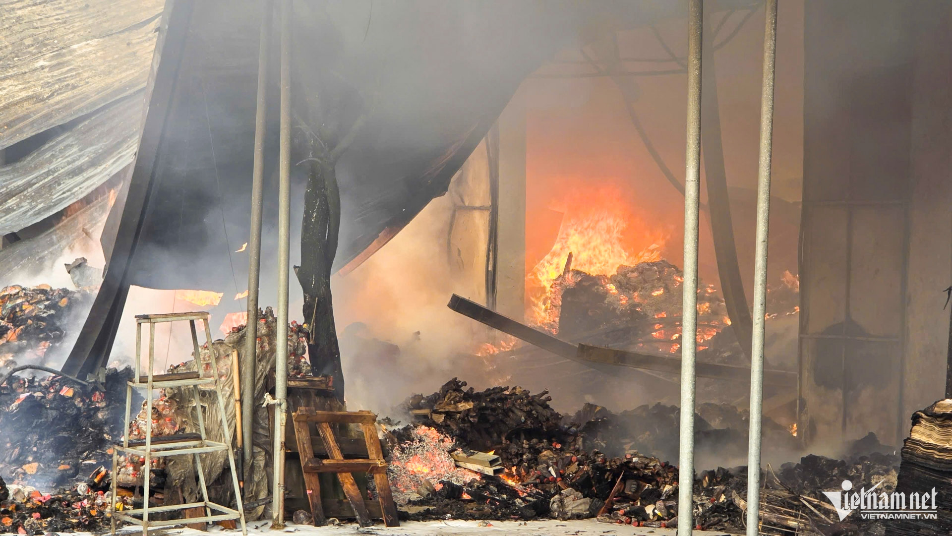 W-làng đào bắc ninh_10.JPG.jpg