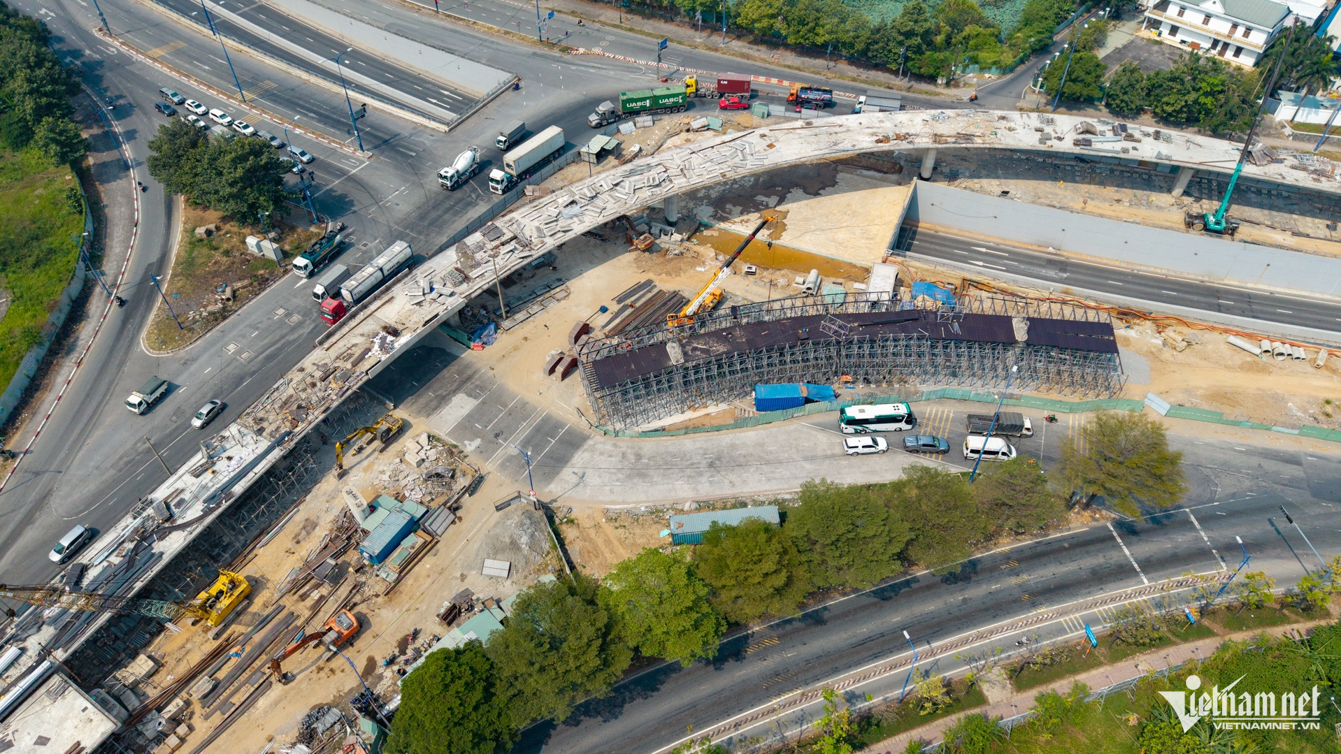 W-Nút giao An Phú  Tuấn Hùng 53.jpg