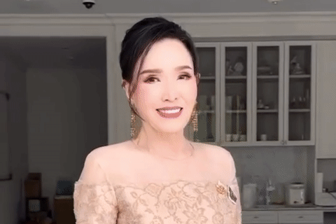 2 lần hôn nhân đổ vỡ, hoa hậu tuổi 78 vẫn giữ nhan sắc gây trầm trồ là ai?