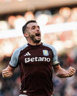 https://static-images.vnncdn.net/vps_images_publish/000001/000003/2026/1/3/aston-villa-2-1492.jpg
