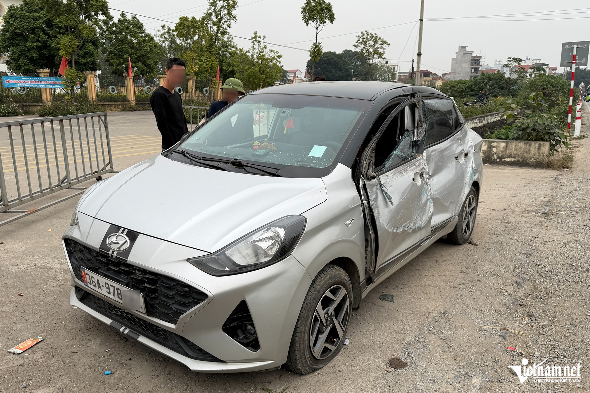 W-tai nan lien hoa o van phu 9.JPG.jpg