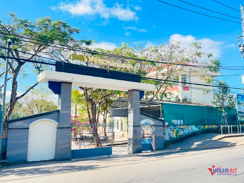 W-Tạm dừng bán trú 3.jpg