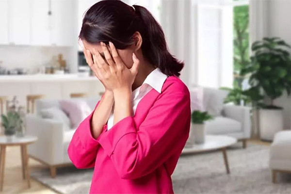 5 năm không được ăn Tết nhà ngoại, con dâu khóc òa sau câu nói của bố chồng