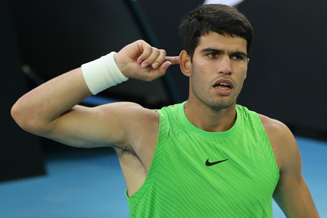 Alcaraz hạ Zverev sau màn tra tấn thể lực, viết lại lịch sử Australian Open