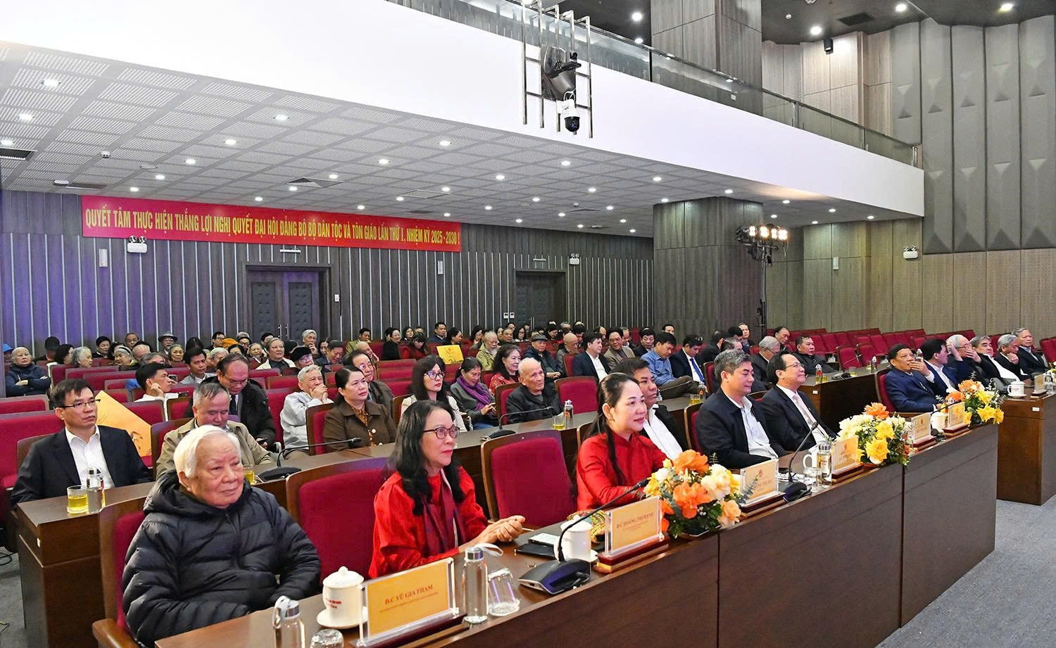 Hoàng Quý ảnh 4.jpg