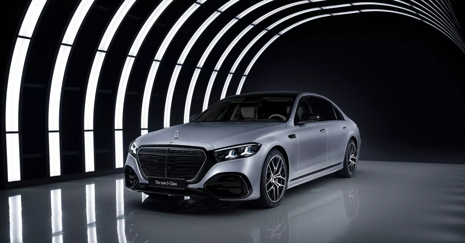 Mercedes S-Class 2027: Bỏ nội thất gỗ, rời xa phong cách sang trọng truyền thống