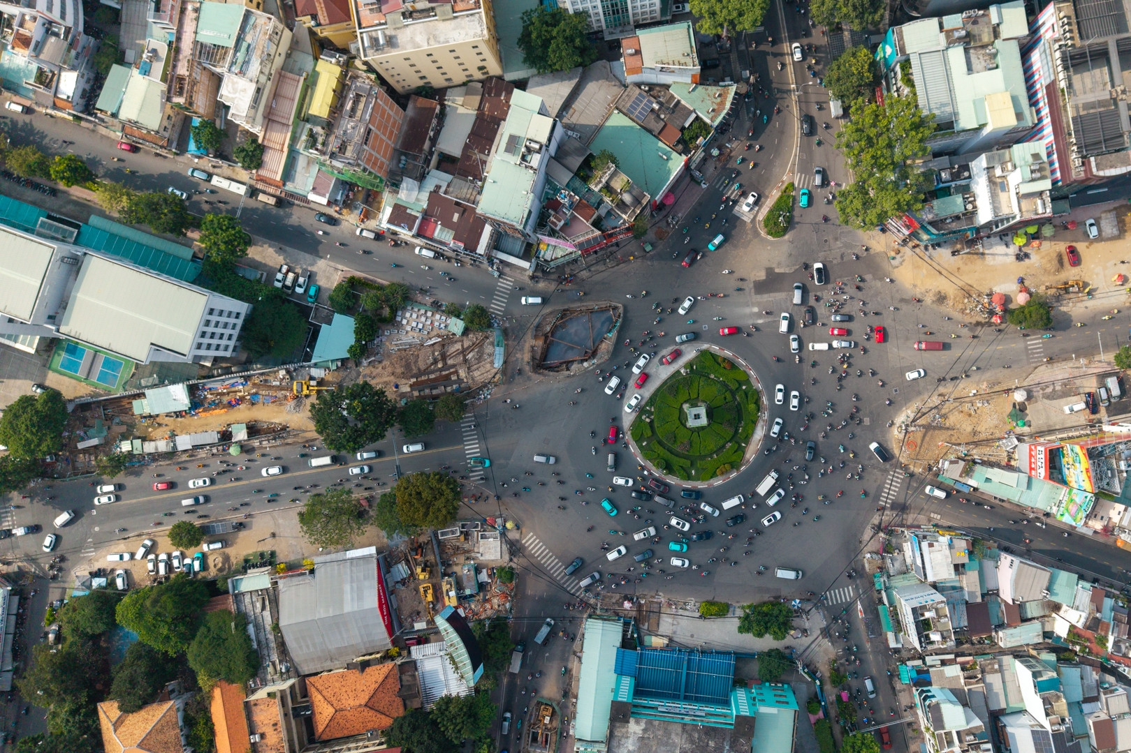 Hình ảnh Metro số 2 TPHCM tăng tốc thi công loạt nhà ga