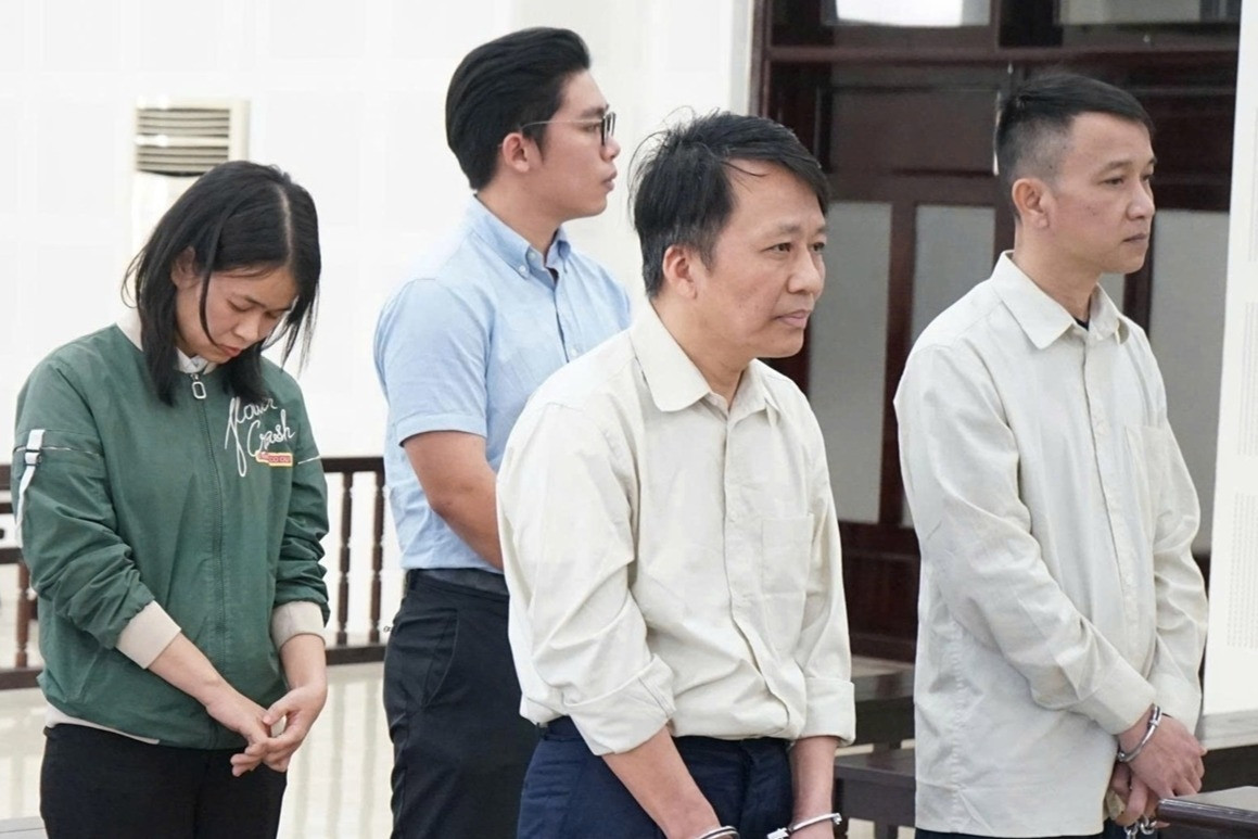 Mỏ cát 1,2 tỷ đấu giá lên 370 tỷ đồng, 6 người ở Đà Nẵng lĩnh án