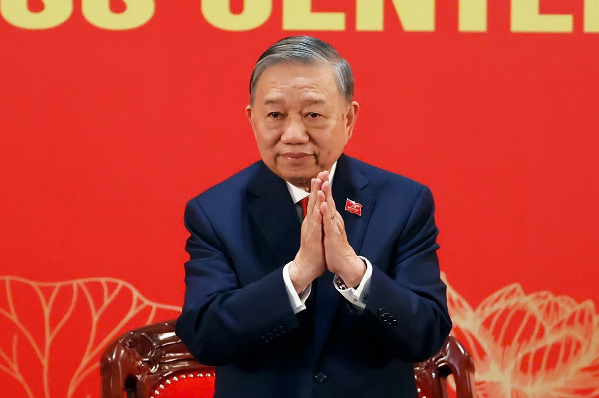 Phân công 10 ủy viên Bộ Chính trị tham gia Ban Bí thư khóa 14