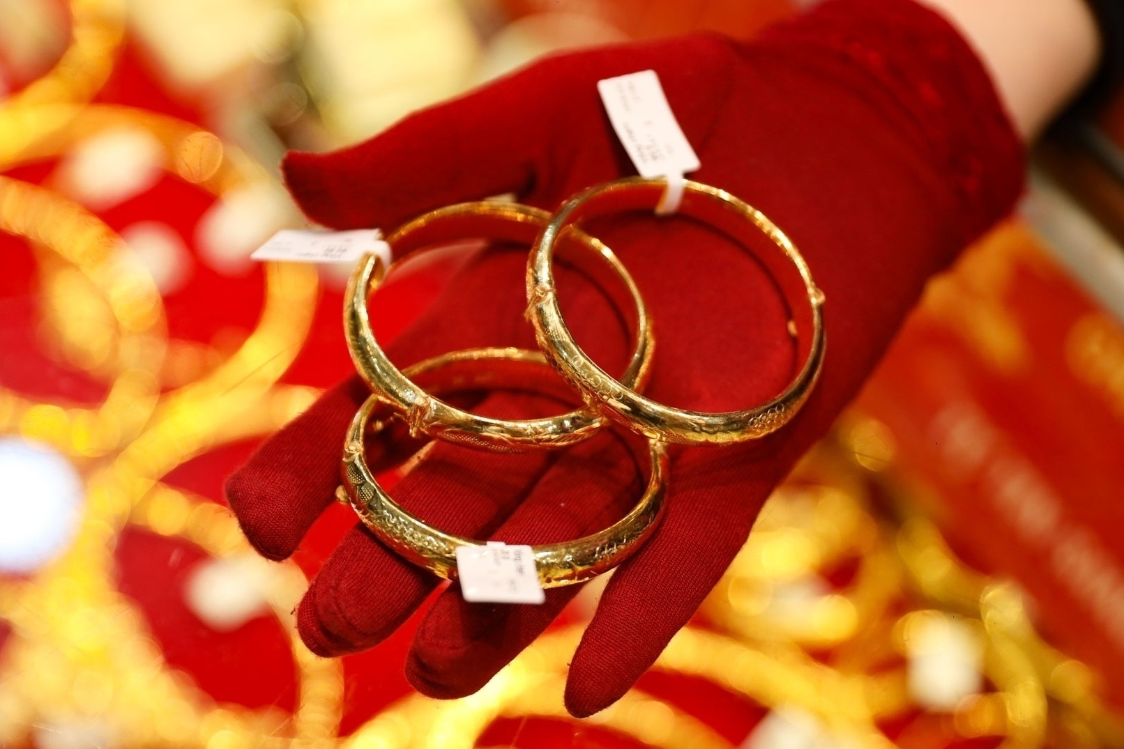 Giá vàng hôm nay 31/1/2026 sập mạnh, vàng tụt dốc chưa từng có