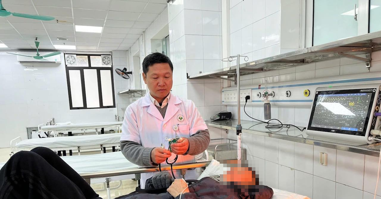 Cấp cứu do tụ máu não chỉ từ dấu hiệu nhiều người bỏ qua