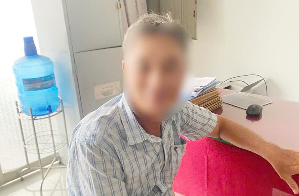 Chặn đầu ô tô.jpg