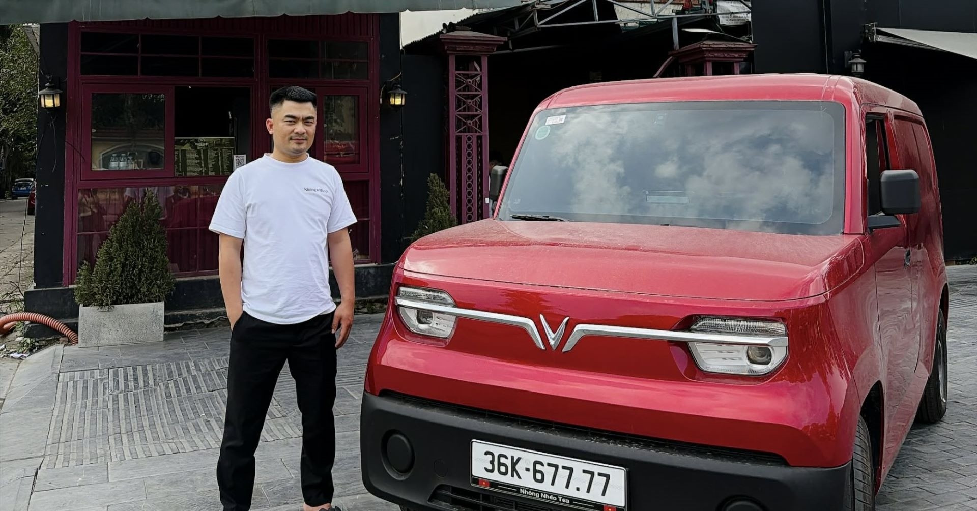 Chưa ngồi thử đã chốt VinFast EC Van: ‘Một chiếc xe vận chuyển nội đô đáng tiền’