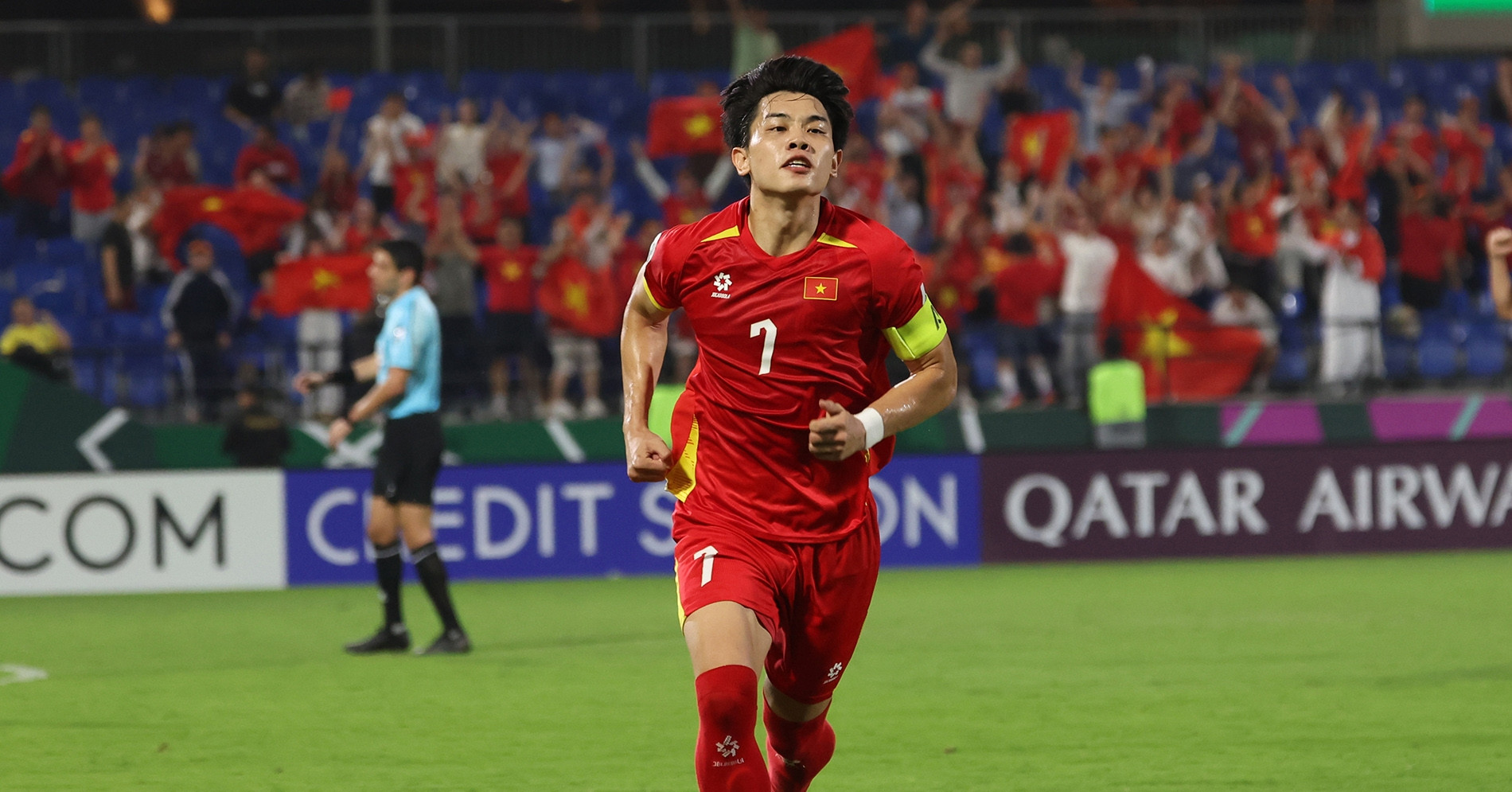 Đình Bắc nhận tin cực vui trước trận đại chiến CAHN vs Ninh Bình