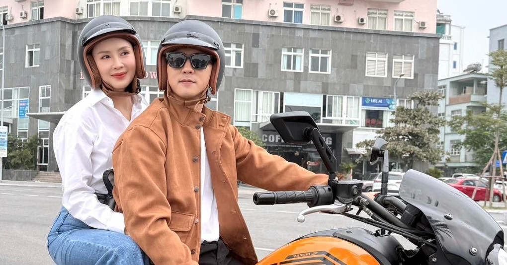 Hồng Diễm đẹp đôi bên Hà Việt Dũng, NSND Lan Hương hội ngộ nghệ sĩ Thành Lộc