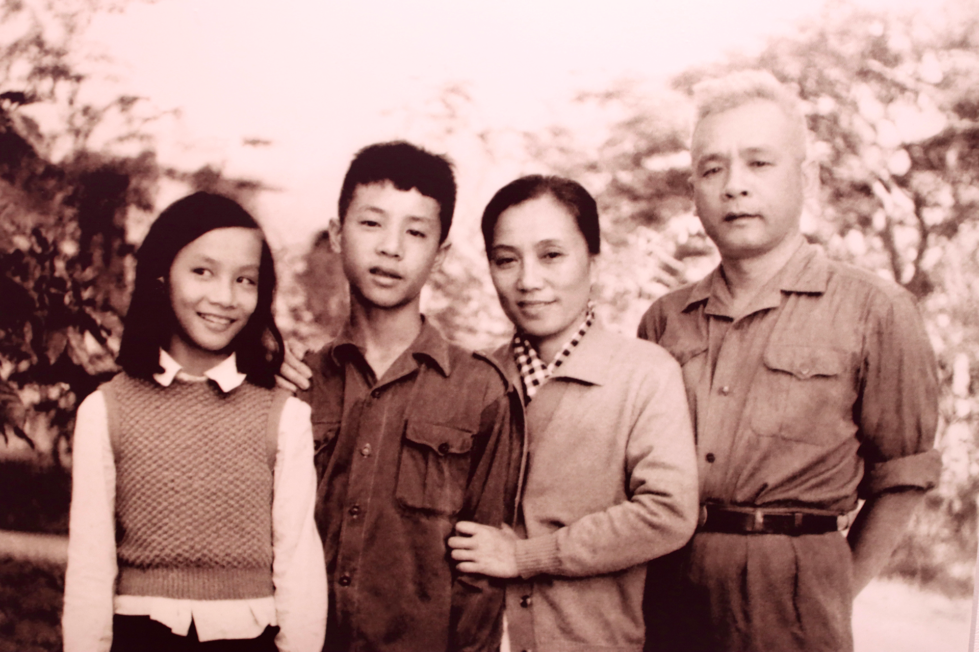 Triển lãm Bà Nguyễn Thị Bình