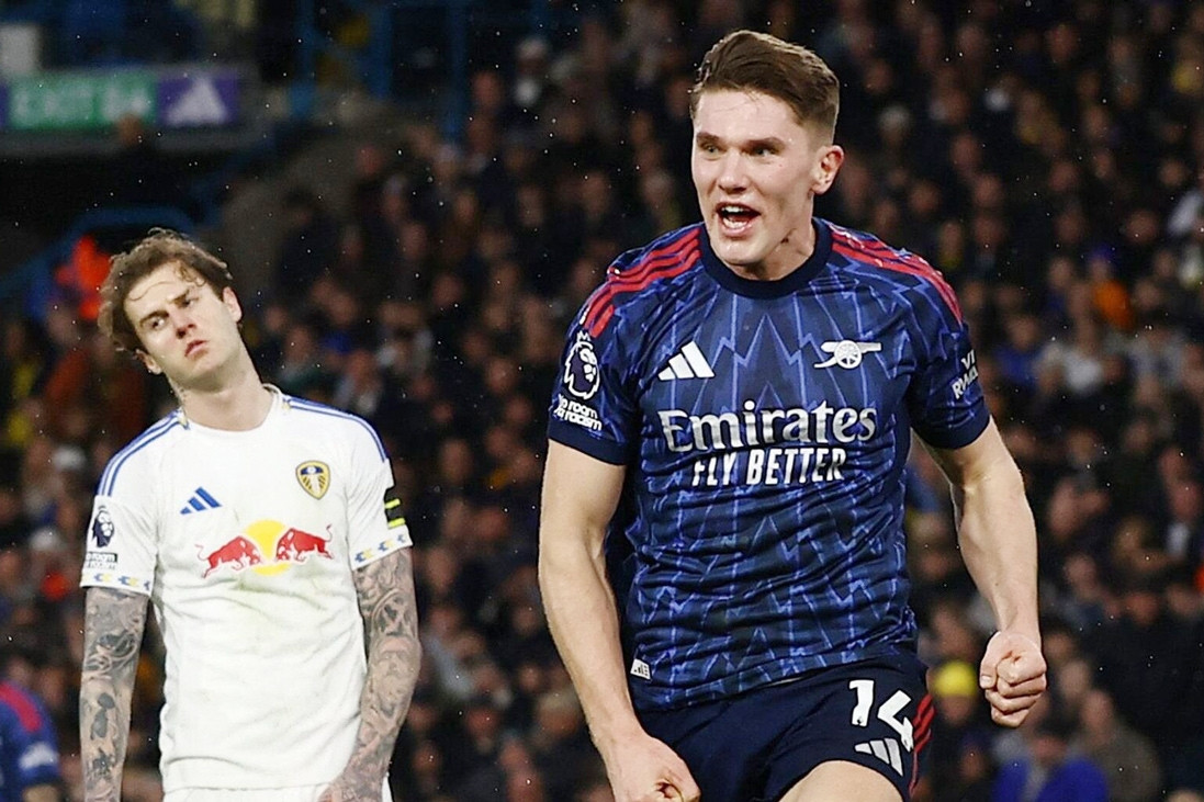 Hàng công thăng hoa, Arsenal thắng tưng bừng