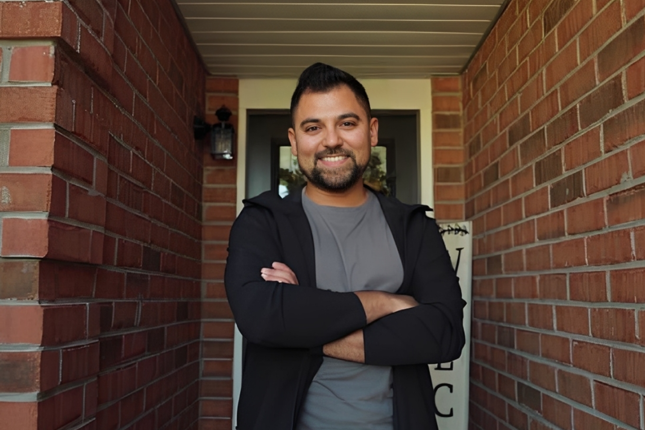 16 tuổi mua nhà, 28 tuổi thành triệu phú: Cách làm giàu không cần lương cao