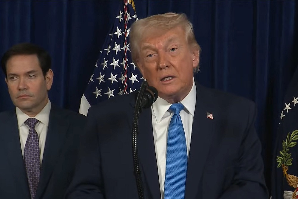 Các chính trị gia Mỹ nói gì về chiến dịch tấn công Venezuela của ông Trump?