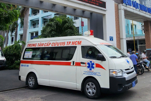 Người đàn ông bất ngờ tím tái, nguy kịch khi đang ăn bánh trôi nước