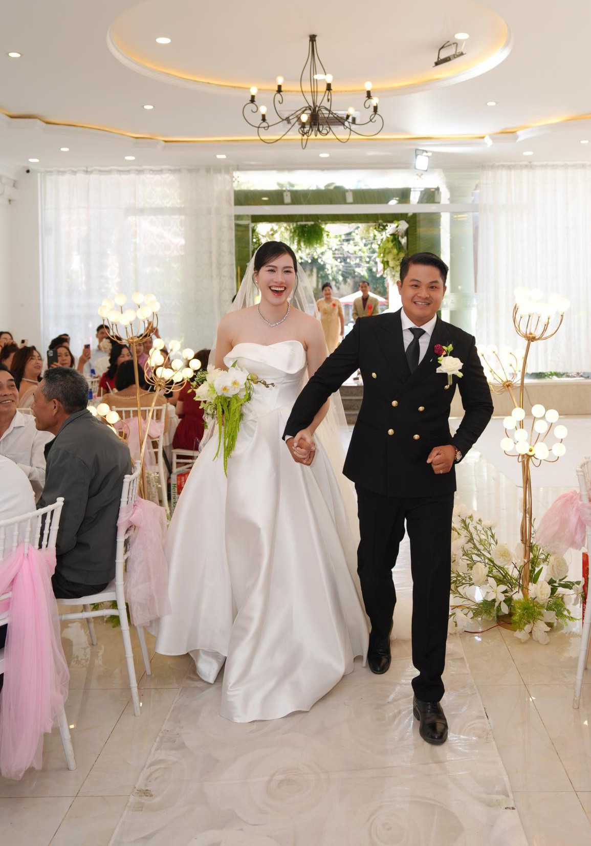 Ảnh cưới đẹp lung linh của tuyển thủ bóng chuyền Việt Nam nguyen thi trinh anh cuoi 6.jpg