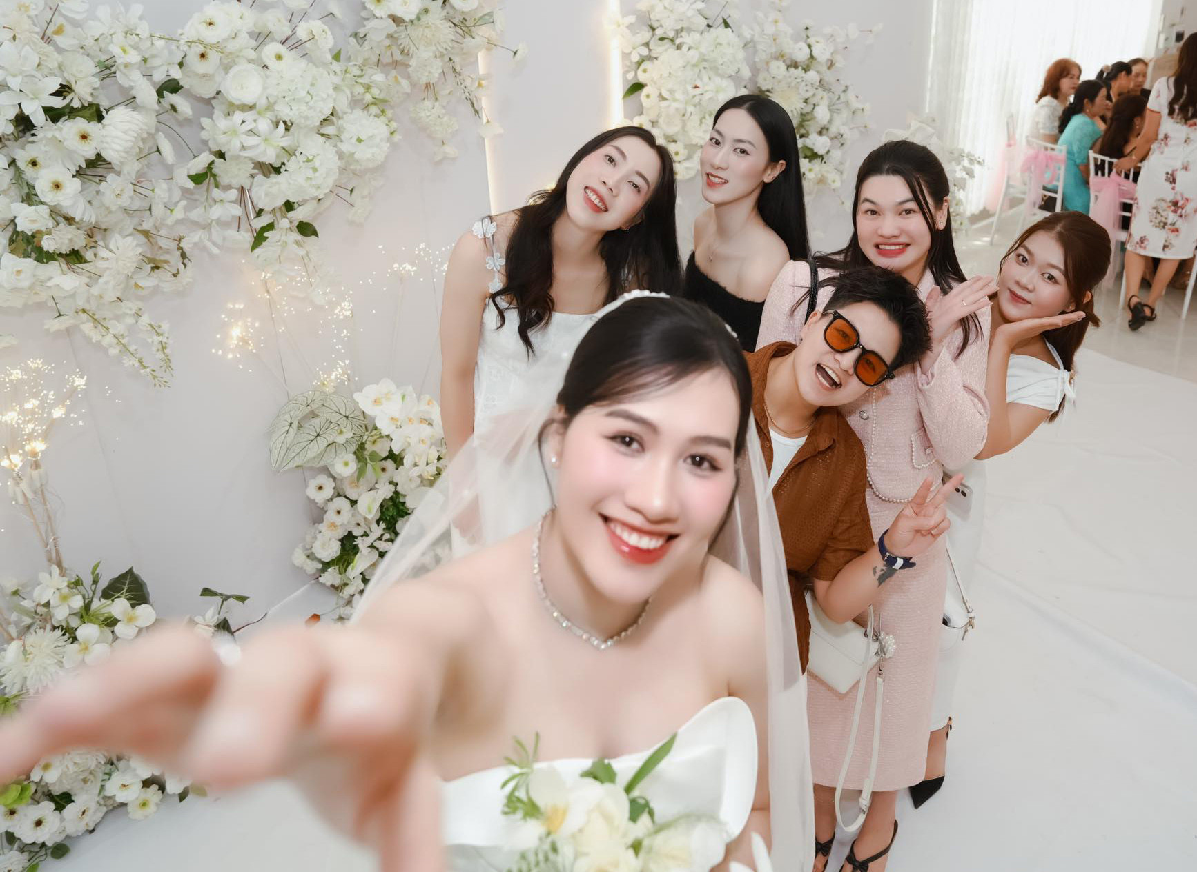 Ảnh cưới đẹp lung linh của tuyển thủ bóng chuyền Việt Nam nguyen thi trinh anh cuoi 7.jpg