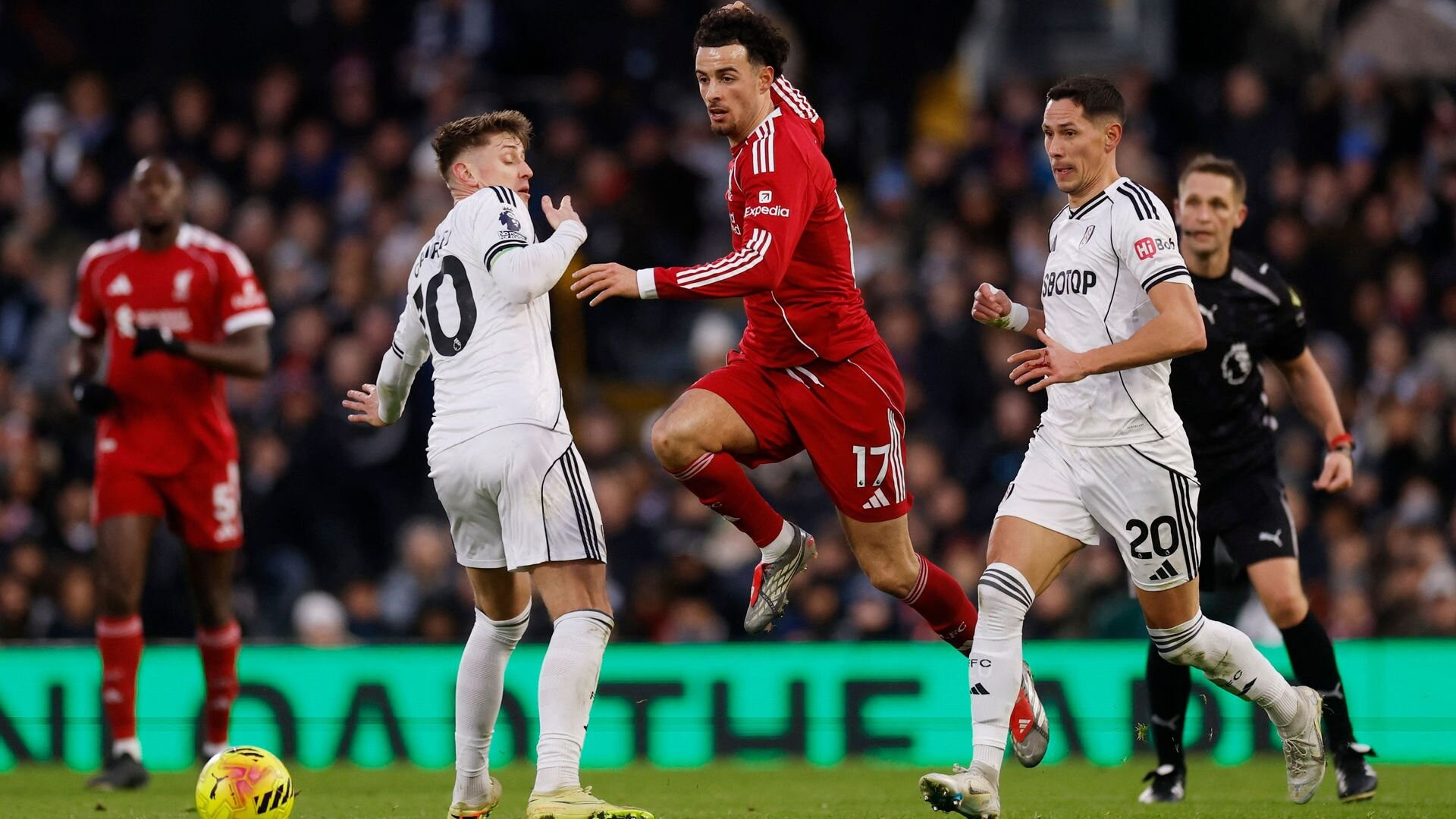 resources_premierleague_pulselive_com 2026 01 04T155735Z_1920006781_UP1EM1418BYSH_RTRMADP_3_SOCCER ENGLAND FUL LIV.jpg