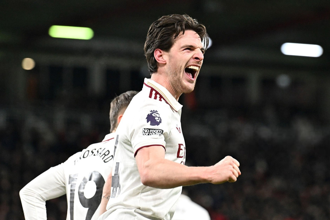 Arsenal xuất sắc ngược dòng đánh bại Bournemouth