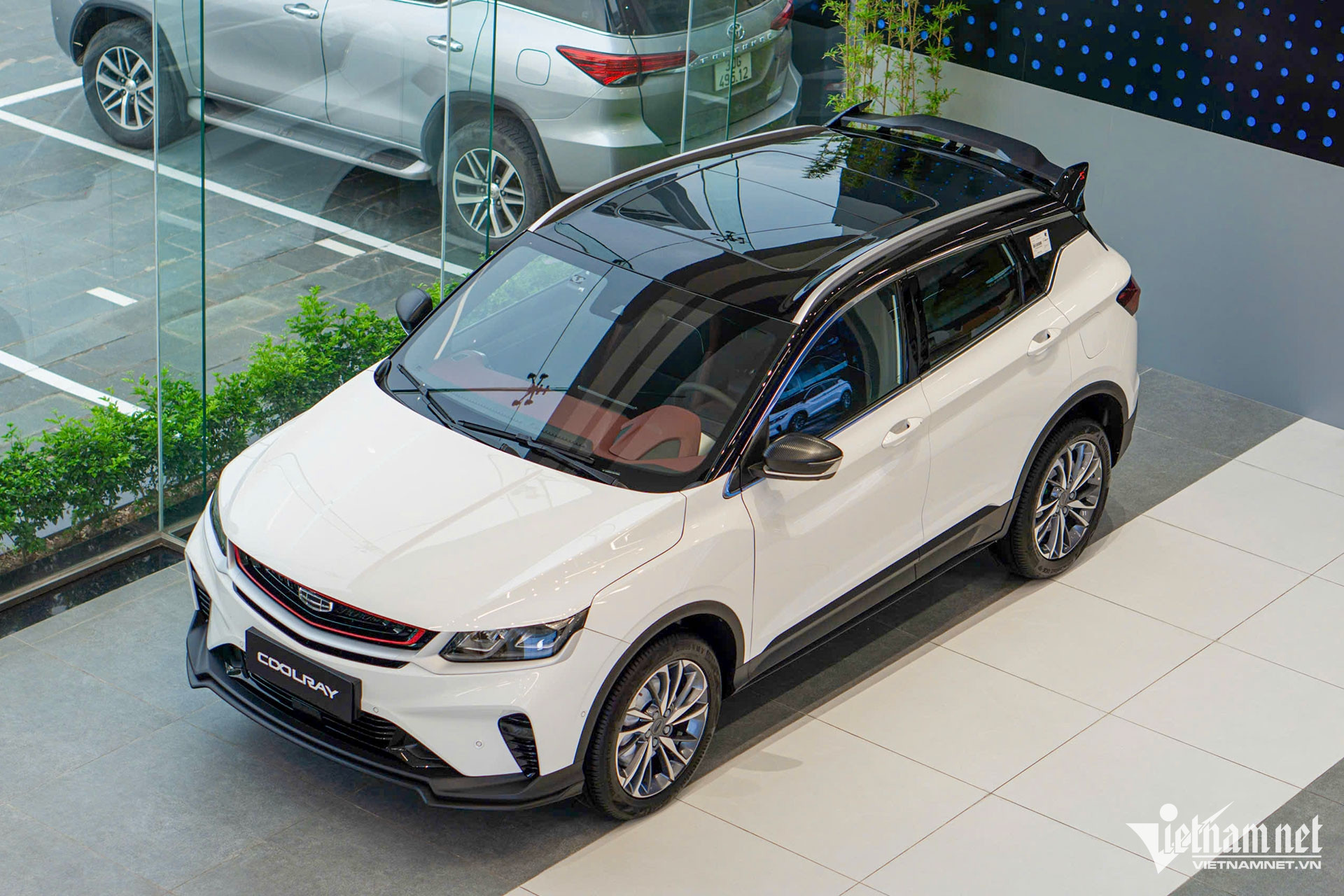 W-Geely Coolray (1).jpg