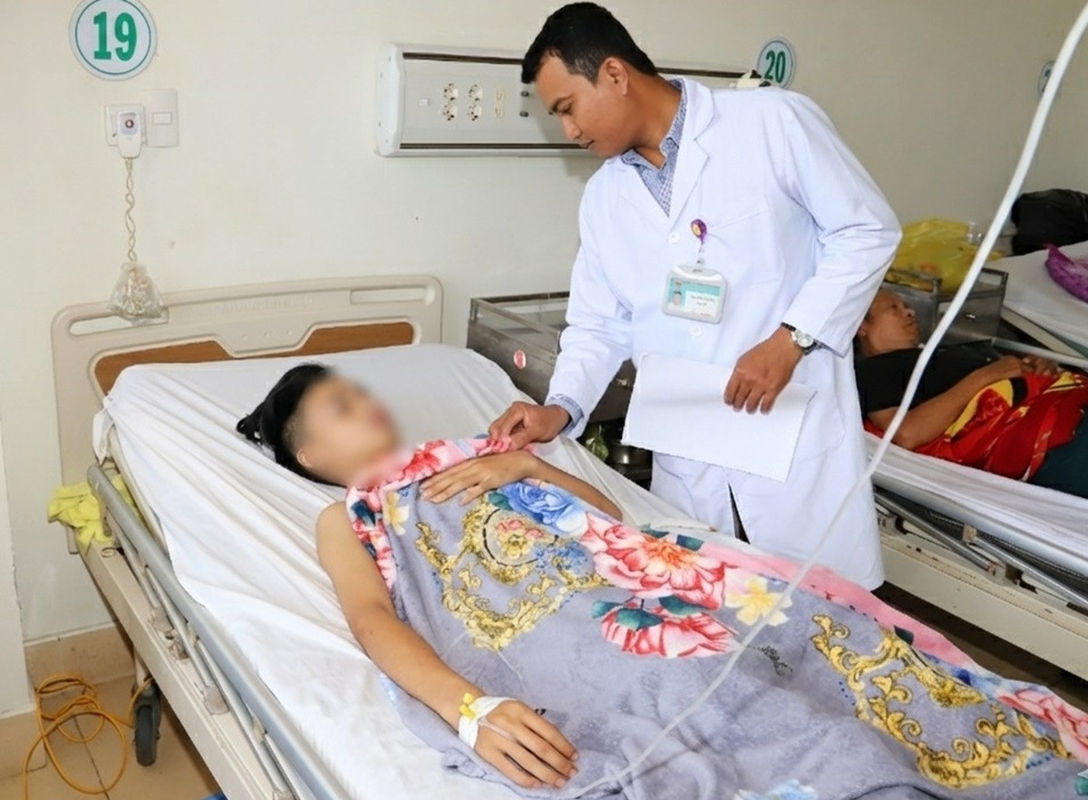 90 phút phẫu thuật cứu nam thiếu niên nguy kịch vì vết thương thấu ngực.jpg