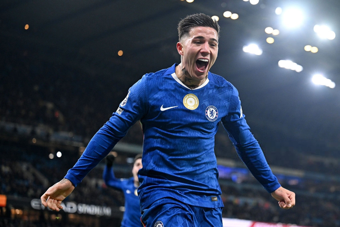 Chelsea khiến Man City ngậm trái đắng phút chót