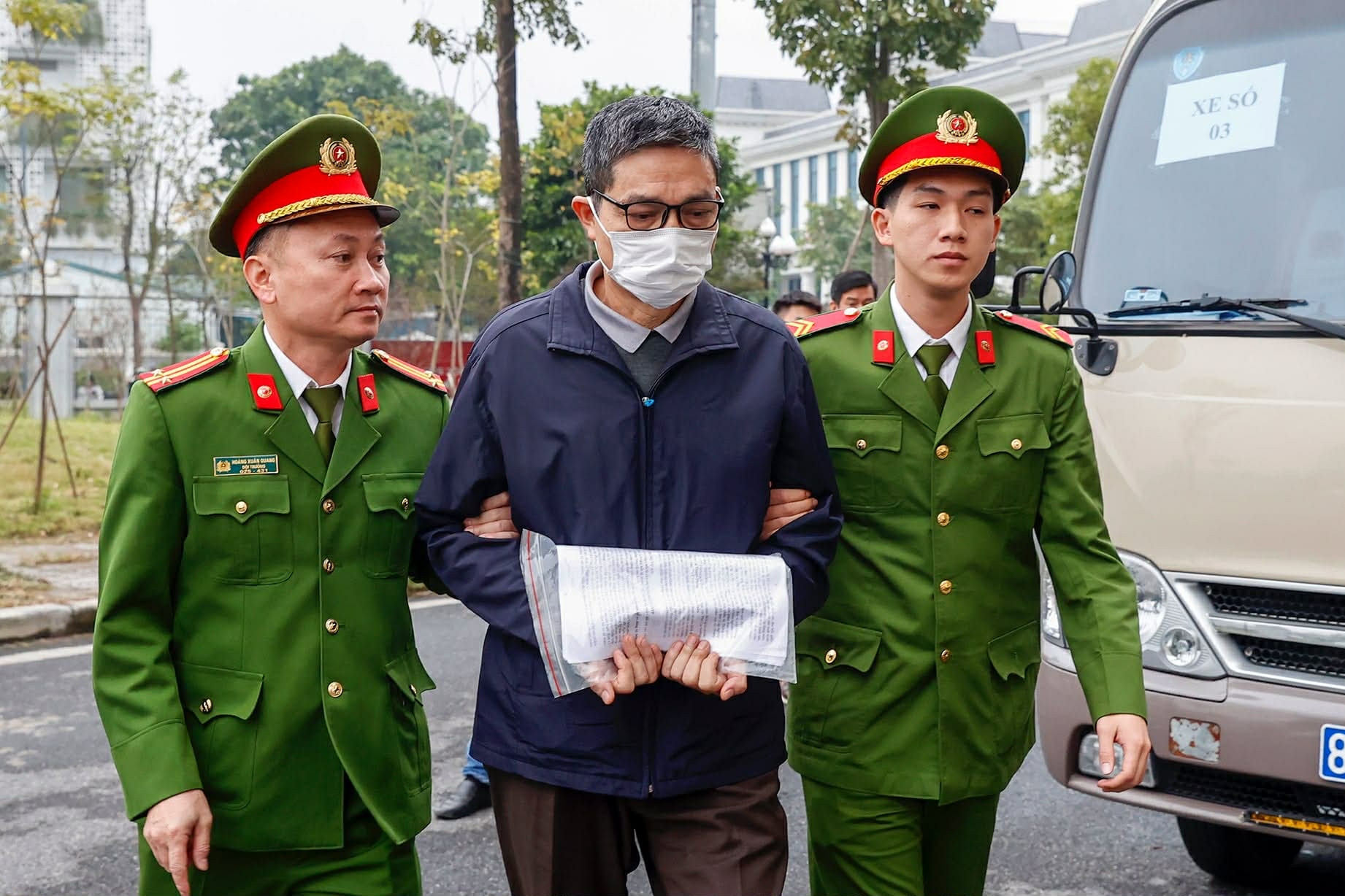 Cựu Cục trưởng Nguyễn Thanh Phong hầu tòa vì nhận hối lộ