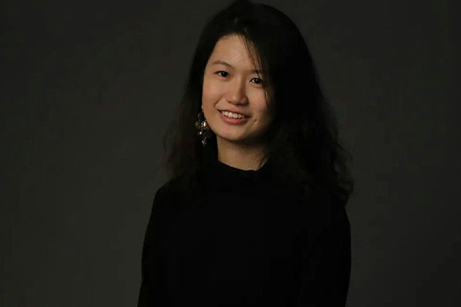 Nữ đạo diễn ngã lầu tử vong ở tuổi 23